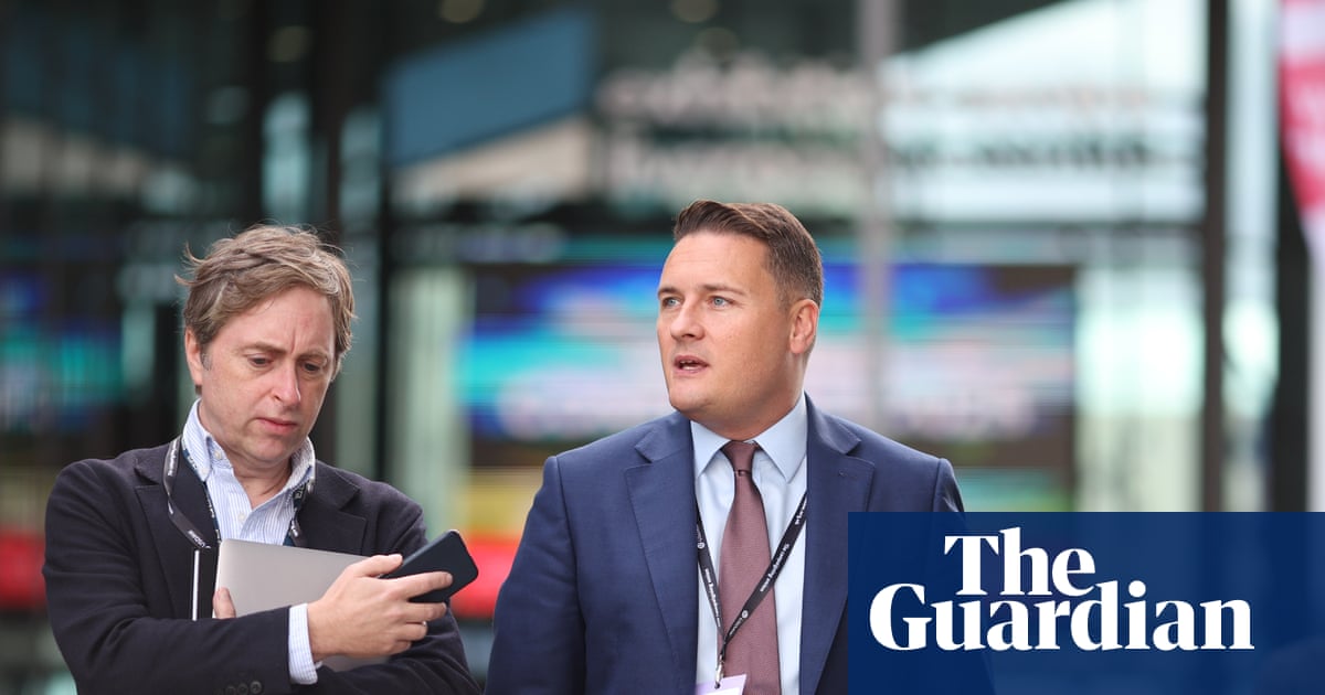 Labour to tackle care sector crisis in England with pay increase and new negotiating body | Care workers