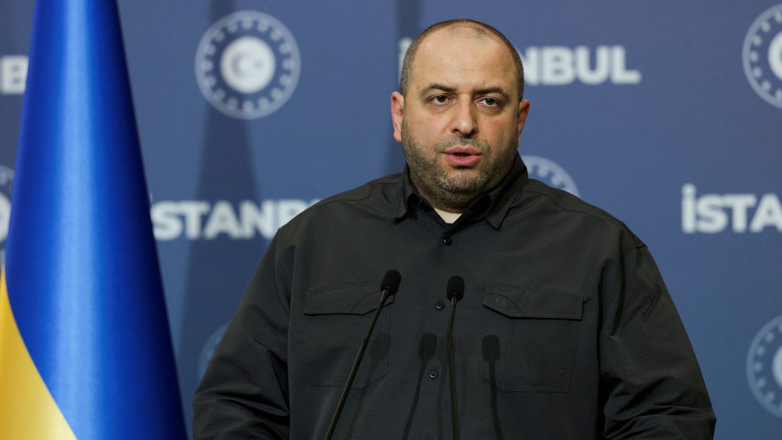 Ukrainian officials head to US for peace talks – while dramatic footage shows Russian oil tanker being hit | World News