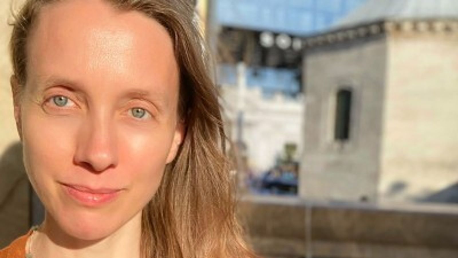 Moment kidnapped US journalist Shelly Kittleson appears to be captured in Iraq caught on video | World News